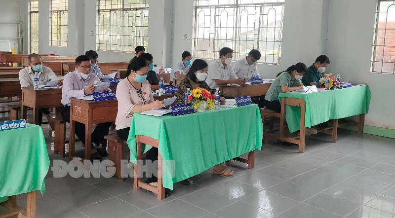 Các đại biểu tham dự kỳ họp. Ảnh: Bảo Toàn.