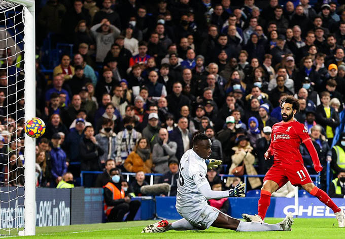 Bàn thắng đẹp của Salah vào lưới Chelsea