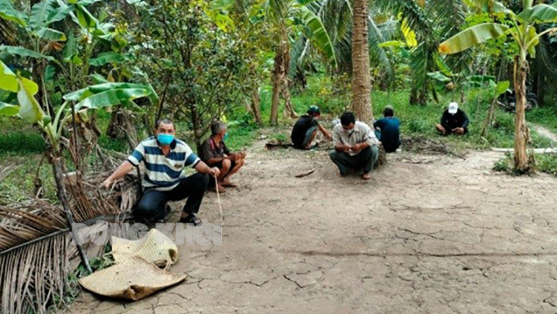 Tin an ninh trật tự ngày 16-1-2022 Các đối tượng tại hiện trường. Ảnh: Quang Duy-Nguyễn Thịnh.