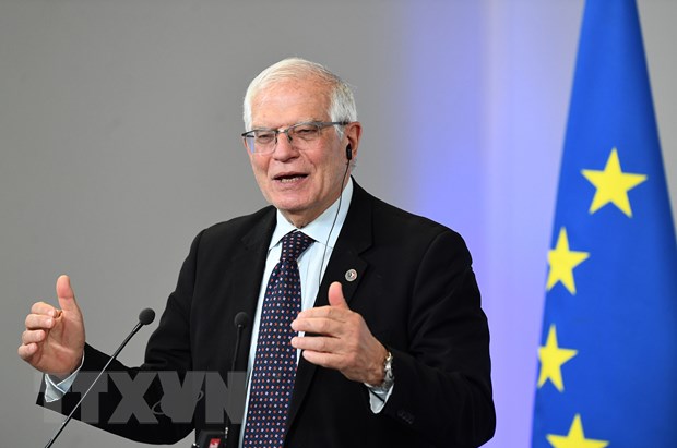 Cao ủy Liên minh châu Âu (EU) phụ trách chính sách đối ngoại và an ninh Josep Borrell trong cuộc họp báo tại hội nghị không chính thức các Ngoại trưởng EU ở Brest (Pháp), ngày 14-1-2022. (Ảnh: AFP/TTXVN)