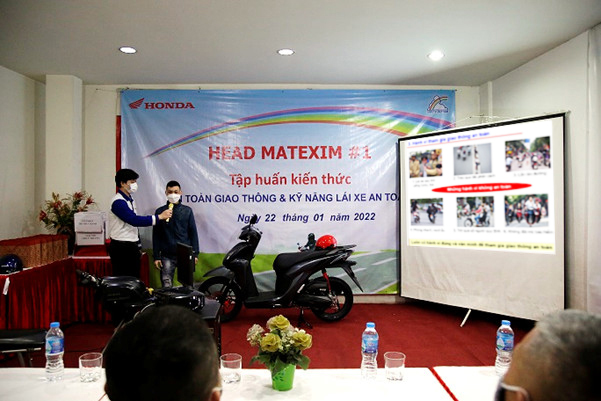 Tập huấn kiến thức và kỹ năng lái xe an toàn tại Head MATEXIM #1