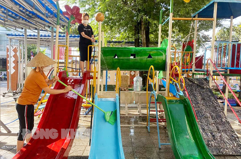 Tổng vệ sinh trước ngày học sinh trở lại trường.