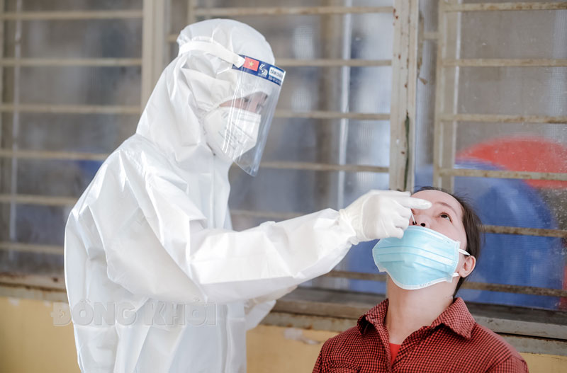 Sáng 15-2-2022, tỉnh có 8 ca mắc Covid-19 Test nhanh tầm soát SARS-CoV-2.