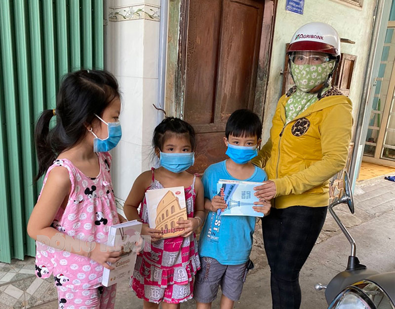 Nữ cán bộ Mặt trận hết lòng vì dân Chị Lương Thị Hồng Thu tích cực thực hiện tốt công tác an sinh xã hội tại địa phương.