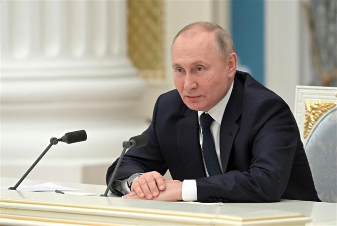 Tổng thống Nga Vladimir Putin phát biểu tại cuộc họp ở Moskva, ngày 24-2-2022. Ảnh: AFP/TTXVN