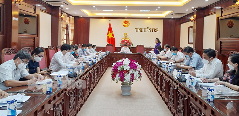 Hội đồng Thi đua - Khen thưởng tỉnh Bến Tre họp phiên thứ nhất năm 2022 Quang cảnh cuộc họp Hội đồng TĐKT lần thứ nhất năm 2022