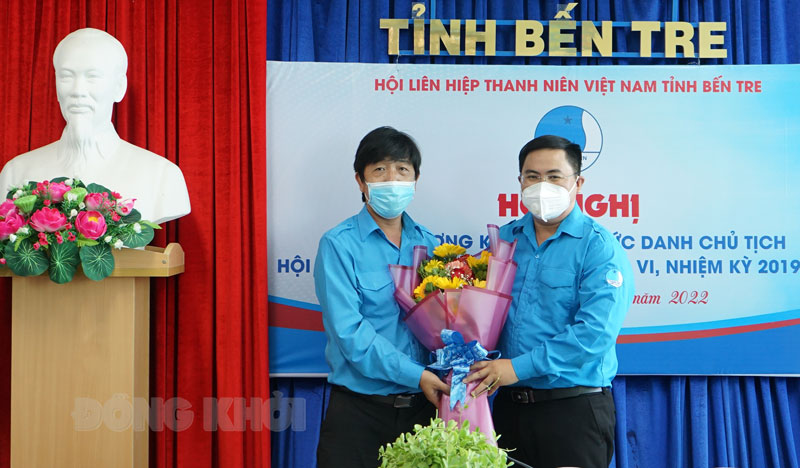 Anh Phan Thanh Trẻ giữ chức Chủ tịch Hội LHTN Việt Nam tỉnh Bến Tre.