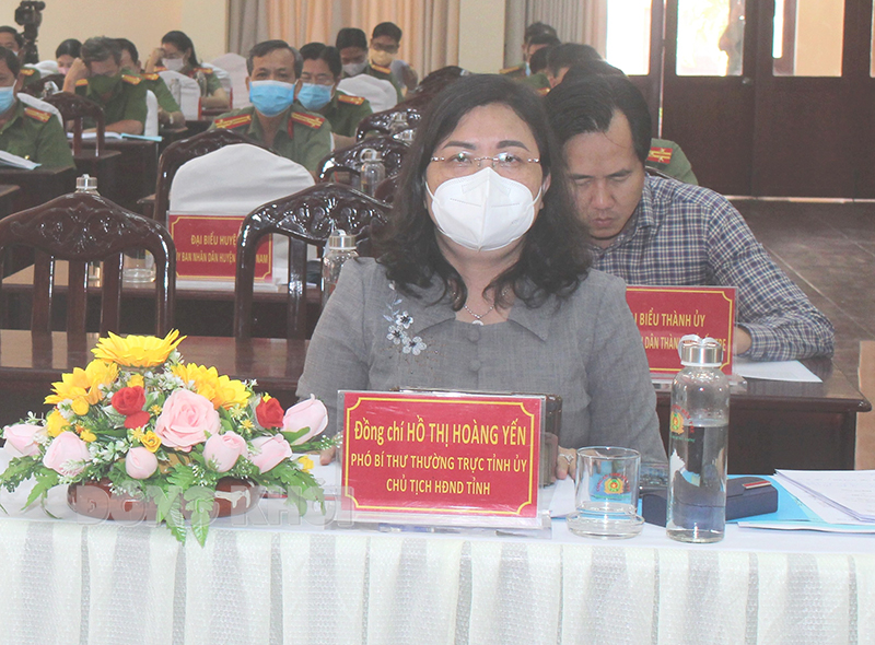 Công an tỉnh hội thảo xây dựng dự án luật Phó bí thư Thường trực Tỉnh ủy - Chủ tịch HĐND tỉnh Hồ Thị Hoàng Yến tham dự hội thảo.