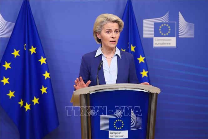 Chủ tịch Ủy ban châu Âu (EC) Ursula von der Leyen. Ảnh: THX/TTXVN