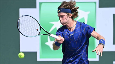 Andrey Rublev thắng trận thứ 13 liên tiếp, vào bán kết Indian Wells 2022