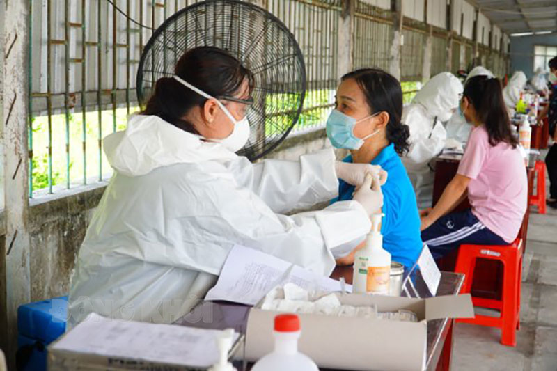 Sáng 31-3-2022, tỉnh có 315 ca mắc Covid-19 Tiêm chủng vắc-xin phòng Covid-19.