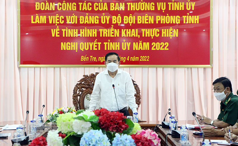 Phó bí thư Tỉnh ủy - Chủ tịch UBND tỉnh Trần Ngọc Tam phát biểu kết thúc buổi làm việc.