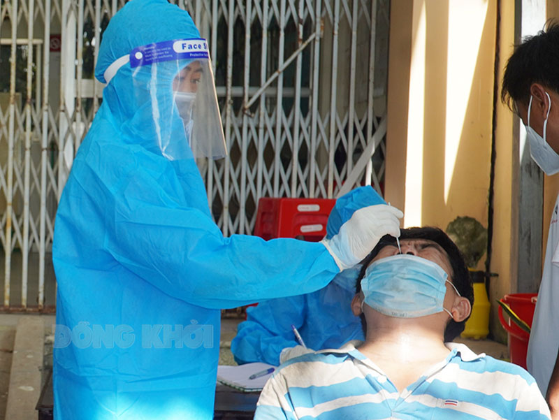 Sáng 17-4-2022, tỉnh có 26 ca mắc Covid-19 Test nhanh tầm soát Covid-19.