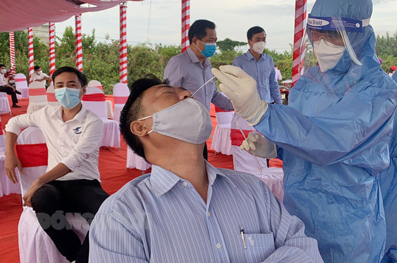 Trưa 17-4-2022, tỉnh có 33 ca mắc Covid-19 Test nhanh tầm soát Covid-19.