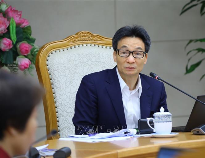 Phó thủ tướng Vũ Đức Đam phát biểu chỉ đạo. Ảnh: Văn Điệp/TTXVN