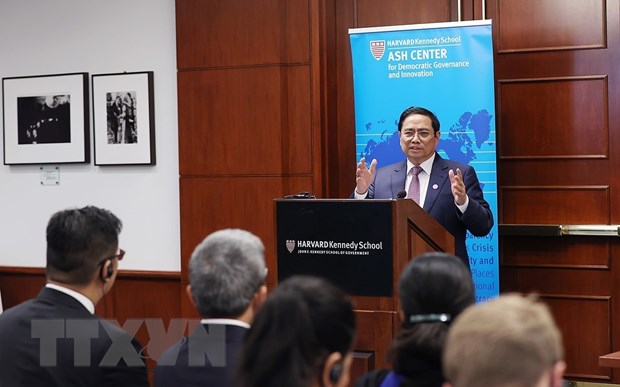 Thủ tướng Phạm Minh Chính phát biểu tại Đại học Harvard. Ảnh: Dương Giang/TTXVN