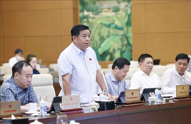 Bộ trưởng Bộ Kế hoạch và Đầu tư Nguyễn Chí Dũng phát biểu. Ảnh: Doãn Tấn/TTXVN