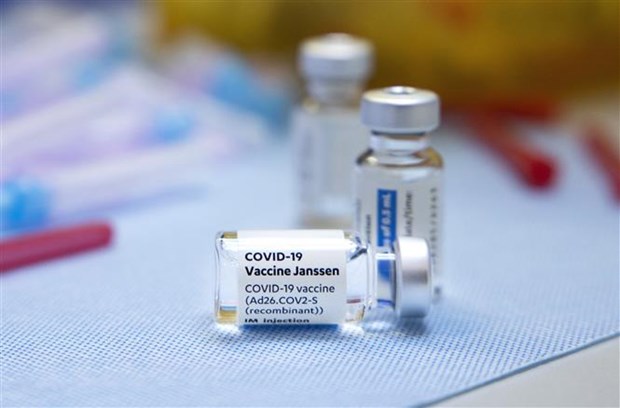 WTO thảo luận về xóa bỏ quyền sở hữu trí tuệ với vaccine ngừa COVID-19 Vaccine phòng COVID-19 của Johnson & Johnson. Ảnh: AFP/TTXVN
