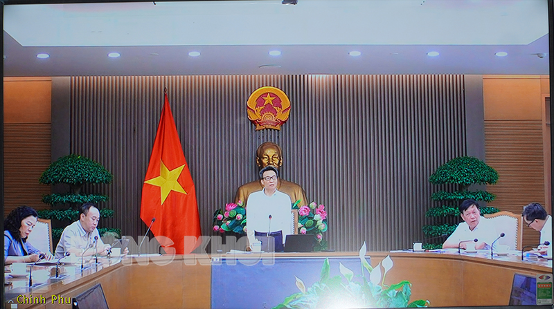 Hội nghị trực tuyến về công tác y tế và phòng chống dịch bệnh Phú thủ tướng Chính phủ Vũ Đức Đam chủ trì cuộc họp.