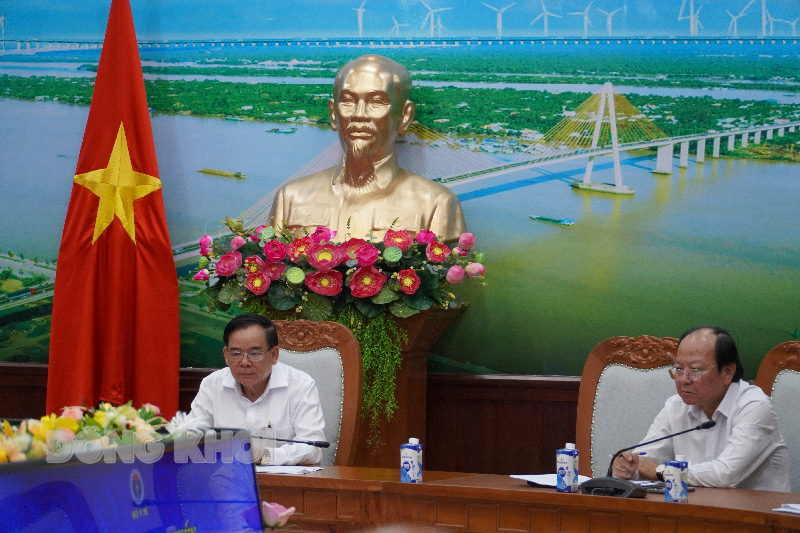 Hội nghị trực tuyến nâng cao công tác chăm sóc sức khỏe nhân dân Chủ tịch UBND tỉnh Trần Ngọc Tam tham dự hội nghị tại điểm cầu tỉnh.