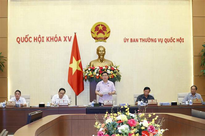 Chiều 18-8-2022, Chủ tịch Quốc hội Vương Đình Huệ phát biểu bế mạc Phiên họp chuyên đề pháp luật tháng 8-2022. Ảnh: Doãn Tấn/TTXVN