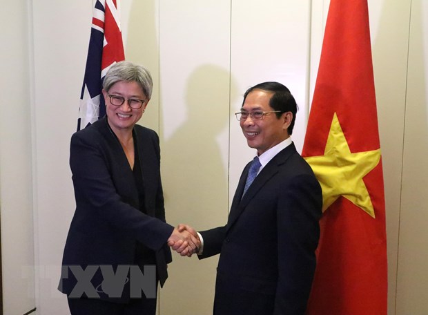 Quan hệ Việt Nam-Australia khăng khít trước dấu mốc 50 năm quan hệ Bộ trưởng Ngoại giao Penny Wong và Bộ trưởng Ngoại giao Bùi Thanh Sơn. (Ảnh: Nguyễn Minh/TTXVN)