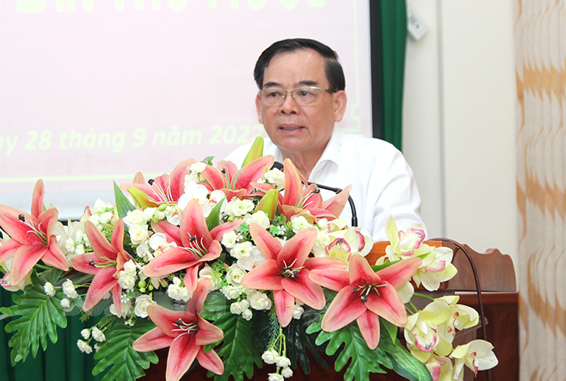 Phó bí thư Tỉnh ủy - Chủ tịch UBND tỉnh Trần Ngọc Tam phát biểu chỉ đạo hội nghị.