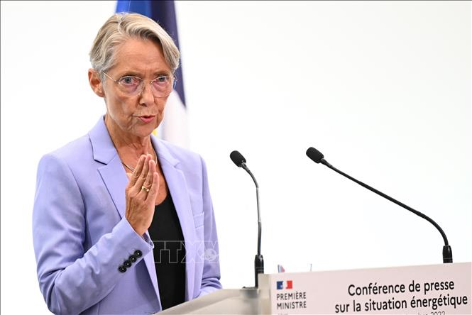Thủ tướng Pháp Élisabeth Borne bắt đầu chuyến thăm Algeria Thủ tướng Pháp Elisabeth Borne trong cuộc họp báo tại Paris, ngày 14-9-2022. Ảnh: AFP/TTXVN