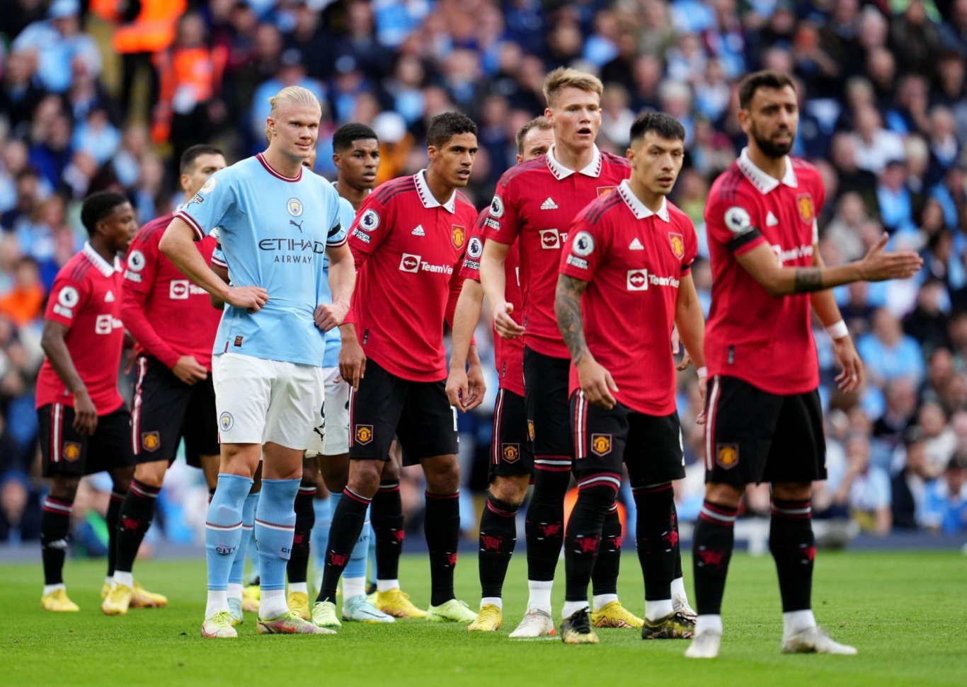 Tin chuyển nhượng 12-10-2022: Mbappe đòi rời PSG đến Anh, Haaland bị cấm đến MU Man City đã cài điều khoản không cho phép các CLB thuộc Ngoại hạng Anh trong đó có cả MU giải phóng hợp đồng của Erling Haaland.