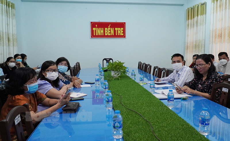 Đại biểu tham dự tại điểm cầu tỉnh.