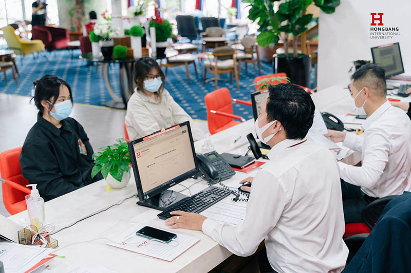 Thỏa sức phát triển bản thân tại ngành truyền thông đa phương tiện tại HIU Cơ hội việc làm hấp dẫn của ngành truyền thông đa phương tiện.