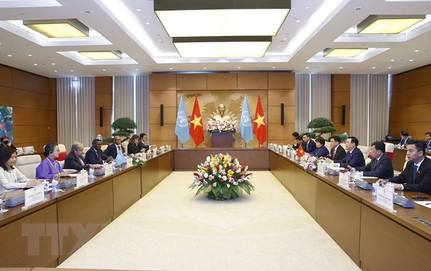 Chủ tịch Quốc hội Vương Đình Huệ hội kiến Tổng Thư ký Liên hợp quốc Chủ tịch Quốc hội Vương Đình Huệ hội kiến Tổng Thư ký Liên hợp quốc António Guterres. (Ảnh: Doãn Tấn/TTXVN)