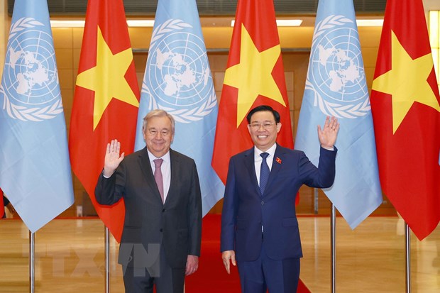 Chủ tịch Quốc hội Vương Đình Huệ hội kiến Tổng Thư ký Liên hợp quốc Chủ tịch Quốc hội Vương Đình Huệ và Tổng Thư ký Liên hợp quốc António Guterres chụp ảnh chung. (Ảnh: Doãn Tấn/TTXVN)