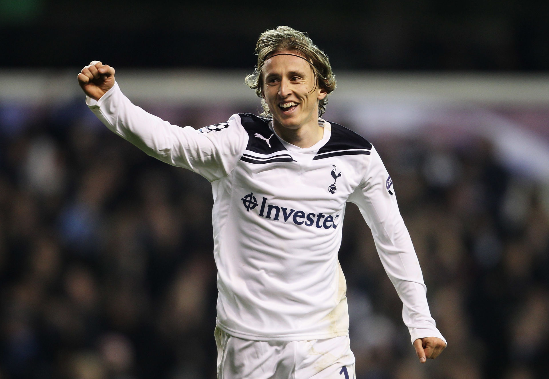 Luka Modrić có thể tái xuất Ngoại hạng Anh trong màu áo Tottenham sau tròn 10 năm xa cách