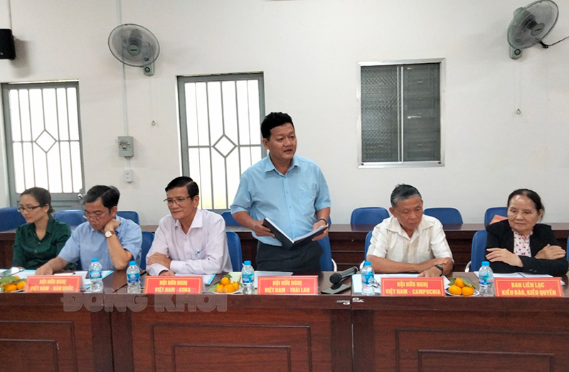 Đại biểu tham gia phát biểu trao đổi tại buổi làm việc.