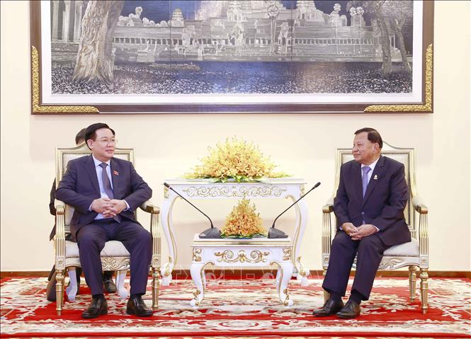 Chủ tịch Quốc hội Vương Đình Huệ hội kiến Chủ tịch Thượng viện Campuchia Samdech Say Chhum Chủ tịch Quốc hội Vương Đình Huệ hội kiến Chủ tịch Thượng viện Campuchia Samdech Say Chhum. Ảnh: Doãn Tấn/TTXVN