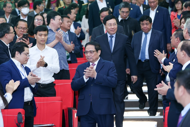 Thủ tướng Phạm Minh Chính, Phó Thủ tướng Thường trực Phạm Bình Minh và đại biểu đến dự Hội nghị - Ảnh: VGP/Nhật Bắc