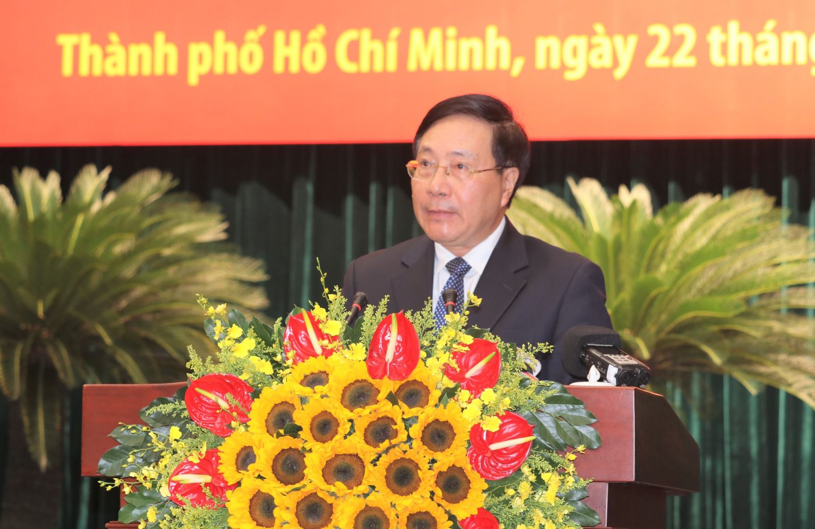 Phó thủ tướng Thường trực Phạm Bình Minh phát biểu khai mạc hội thảo cấp quốc gia tại TP. Hồ Chí Minh trong sáng 22-11-2022.