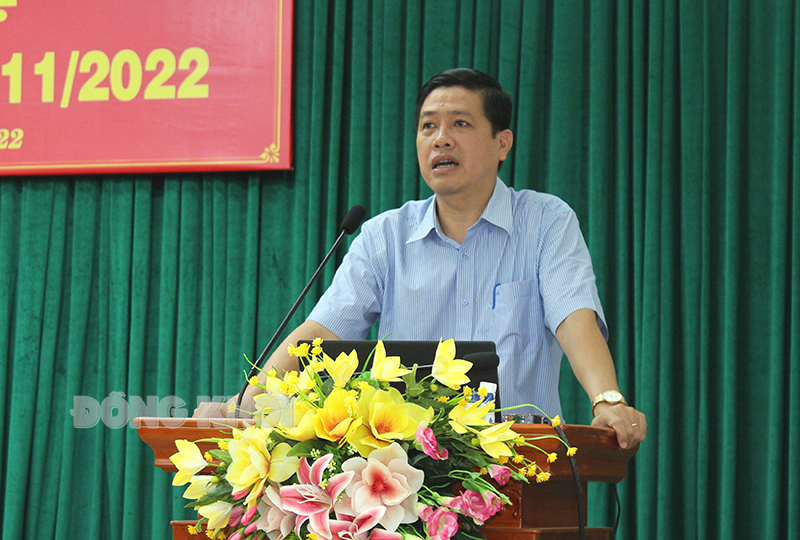 Phó trưởng Ban Tuyên giáo Tỉnh ủy Võ Thành Đô phát biểu tại hội nghị.
