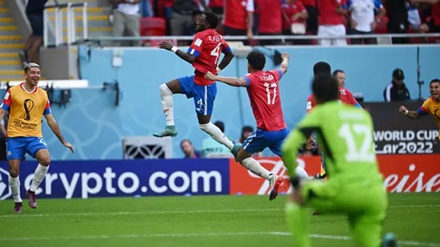 Costa Rica chơi chịu trận nhưng tận dụng thành công cơ hội hiếm hoi để ghi bàn thắng duy nhất của trận đấu