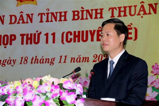 Ông Đoàn Anh Dũng, Chủ tịch UBND tỉnh Bình Thuận, phát biểu nhận nhiệm vụ. Ảnh: Nguyễn Thanh/TTXVN