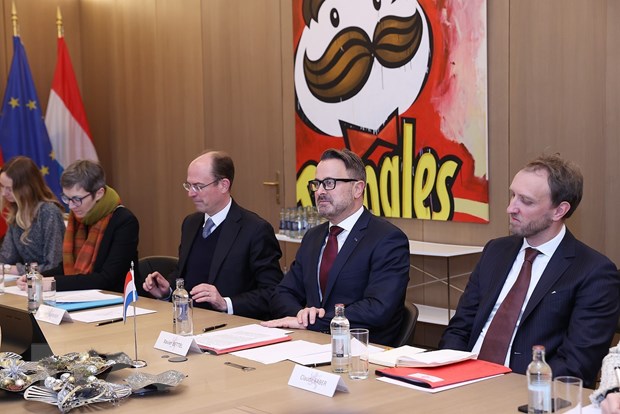 Việt Nam coi trọng quan hệ đối tác và hợp tác toàn diện với Luxembourg Thủ tướng Luxembourg Xavier Bettel phát biểu. Ảnh: Dương Giang/TTXVN