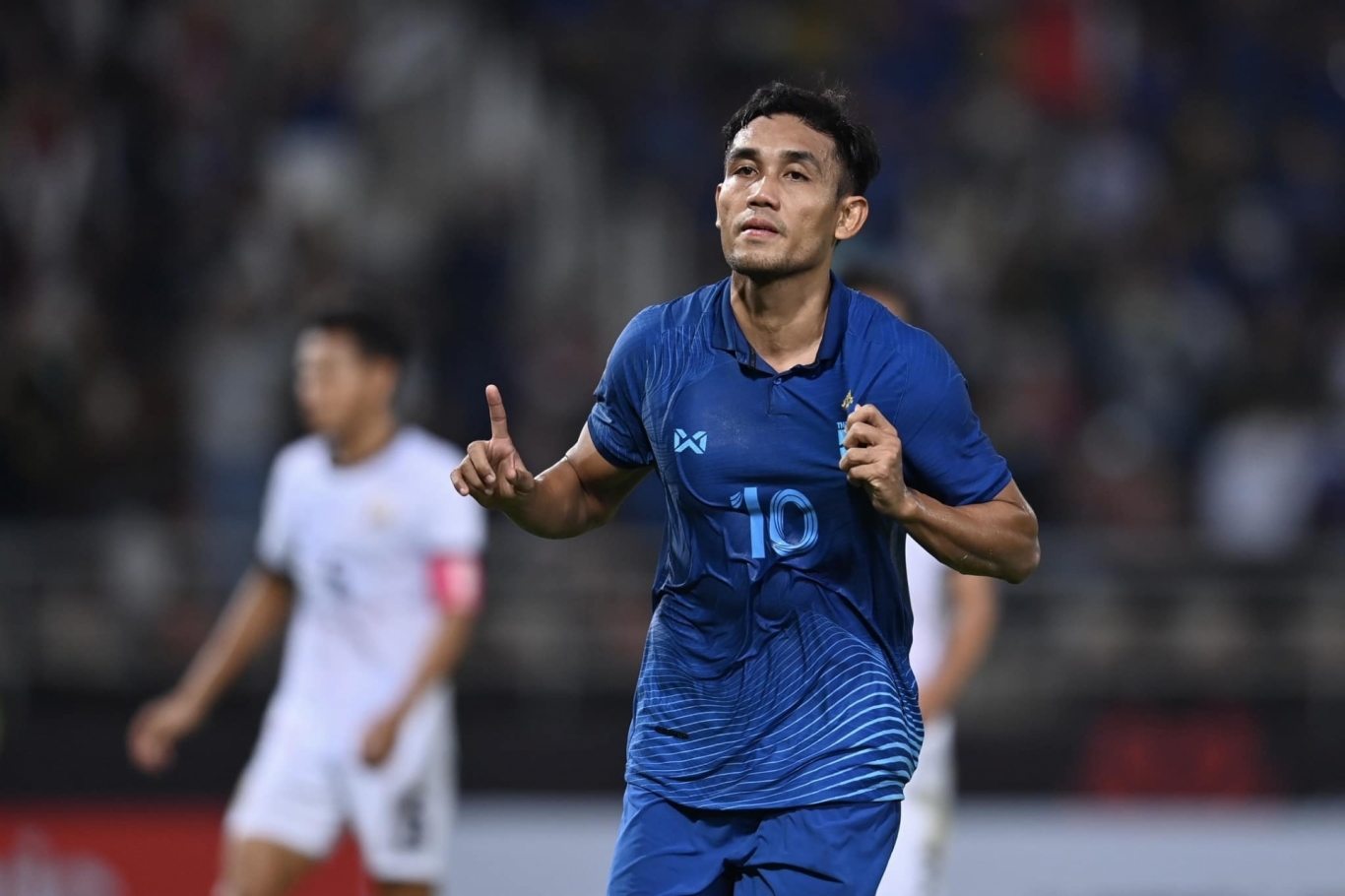 Dangda tỏa sáng, Thái Lan vào bán kết AFF Cup 2022 với ngôi đầu bảng Teerasil Dangda tỏa sáng đưa Thái Lan vào bán kết AFF Cup 2022 với ngôi đầu bảng (Ảnh: FAT)