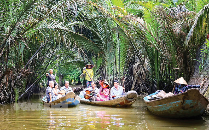 Đờn ca tài tử. Ảnh: Trần Văn Tuấn