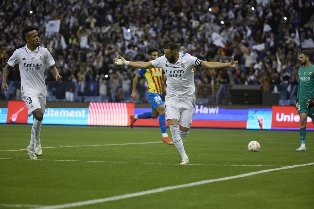 Benzema tiếp tục lên tiếng trong hoàn cảnh Real Madrid bế tắc (Ảnh: Getty)