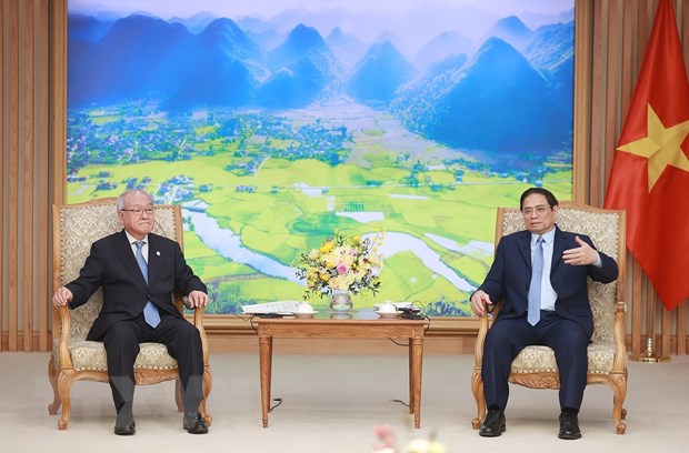Thủ tướng Phạm Minh Chính tiếp Bộ trưởng Bộ Tài chính Nhật Bản Thủ tướng Phạm Minh Chính tiếp Bộ trưởng Tài chính Nhật Bản Suzuki Shunichi. (Ảnh: Dương Giang/TTXVN)