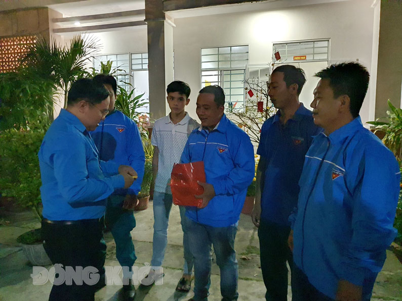 Nghĩa tình đêm giao thừa năm 2023