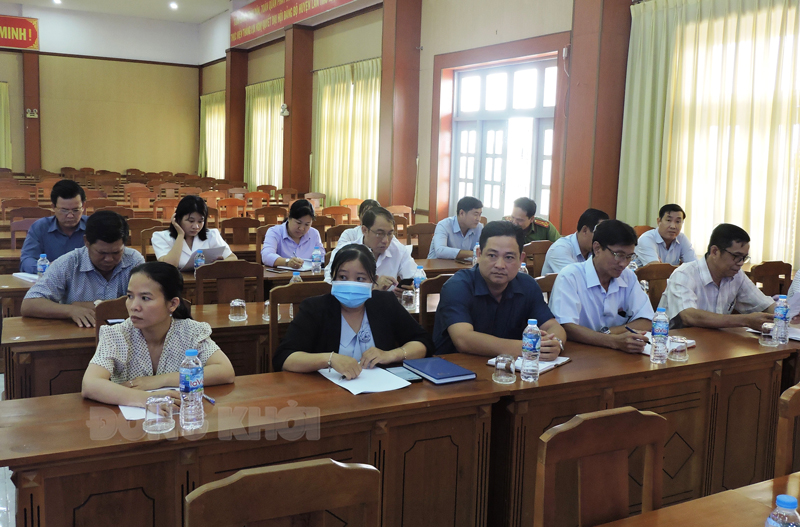 Đại biểu huyện Châu Thành dự hội nghị triển khai công tác bầu cử trưởng ấp, khu phố nhiệm kỳ IX (2023 - 2028).