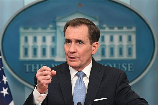 Nhà Trắng ra thông báo quan trọng liên quan tới việc cung cấp chiến đấu cơ cho Ukraine Điều phối viên phụ trách Truyền thông Chiến lược của Hội đồng An ninh Quốc gia John Kirby. Ảnh: AFP/TTXVN