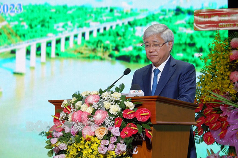 Chủ tịch Ủy ban Trung ương MTTQ Việt Nam Đỗ Văn Chiến phát biểu tham luận tại hội thảo. Ảnh: Ngọc Thạch